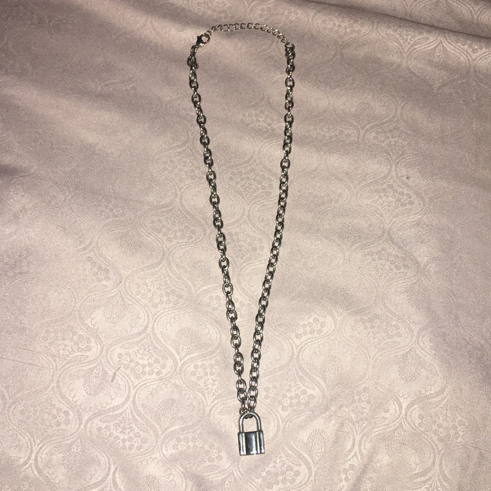 Brandy Melville necklace